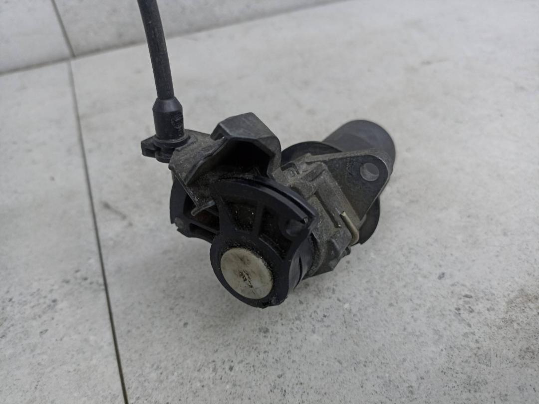 замок капота Ford Transit Custom 1 поколение (2012 - 2019), BK2116B974AD - фото №1