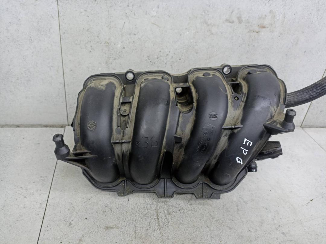 коллектор впускной Peugeot 308 T7 2010, V760459780 - фото №1