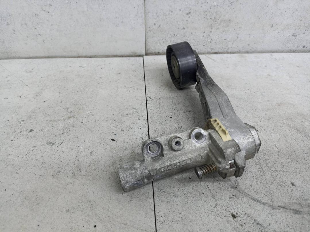 Натяжитель ремня агрегатов Peugeot 308 T7 2009, V757101580 - фото №1