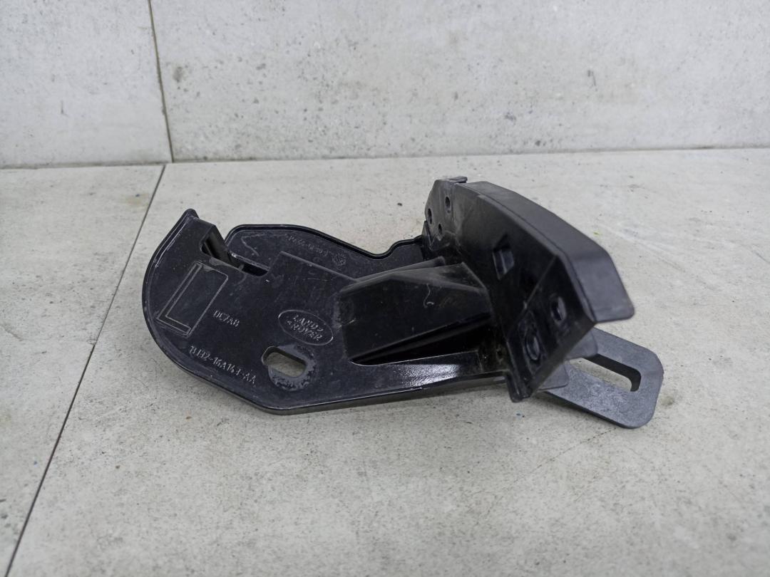 крепление ( кронштейн ) крыла Land Rover Range Rover Evoque L538 (2011 - 2015), BJ3216A143AA - фото №1