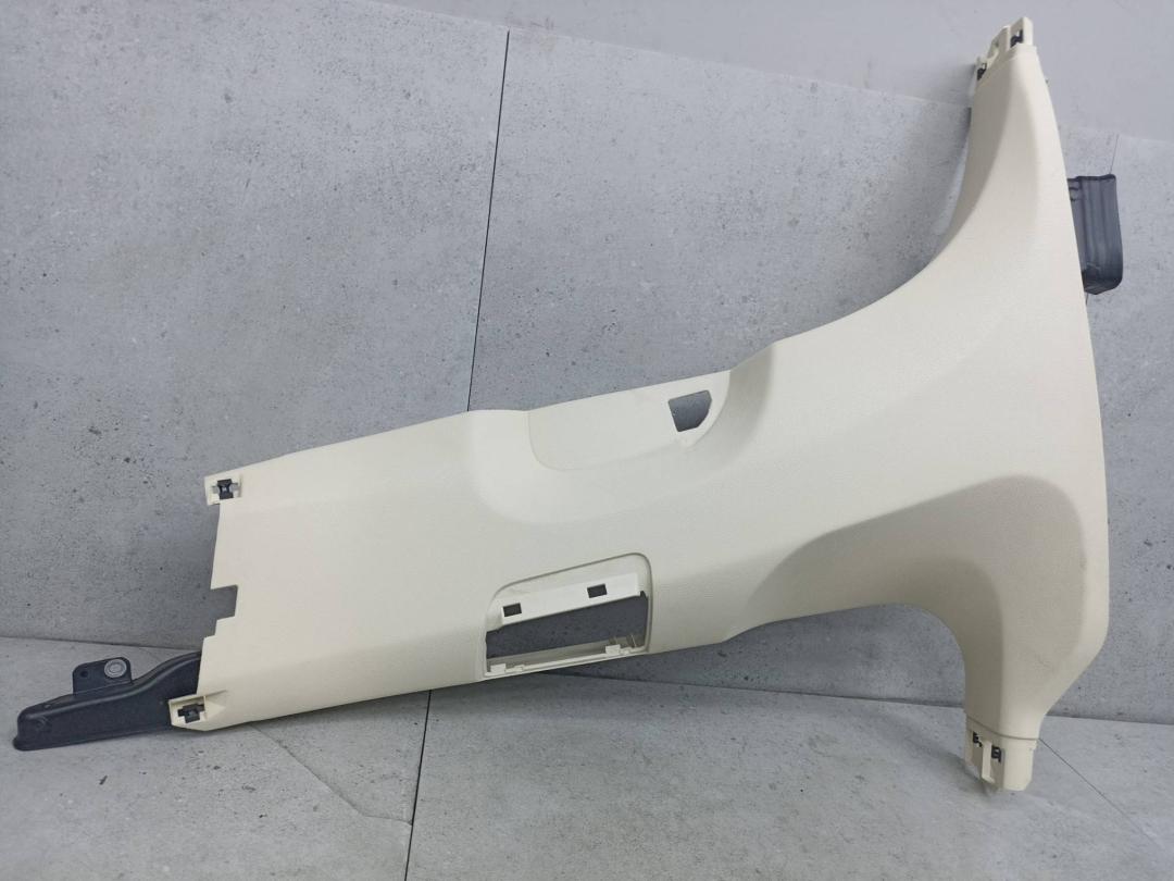 обшивка стойки центральной левой Porsche Panamera 4S 970 2012, 970555183 - фото №1