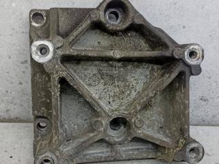 кронштейн компрессора кондиционера Peugeot 307 1 поколение 2004, 9636693680