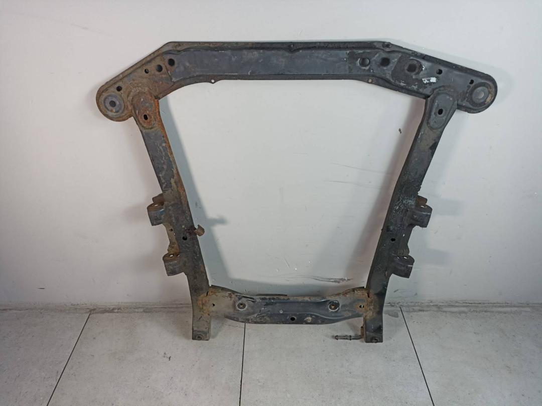 балка подвески передняя (подрамник) Renault Logan 1 поколение 2009, 8200745454 - фото №1