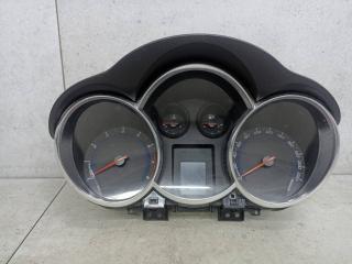 щиток приборов (приборная панель) Chevrolet Cruze 1 поколение 2012, 95990335