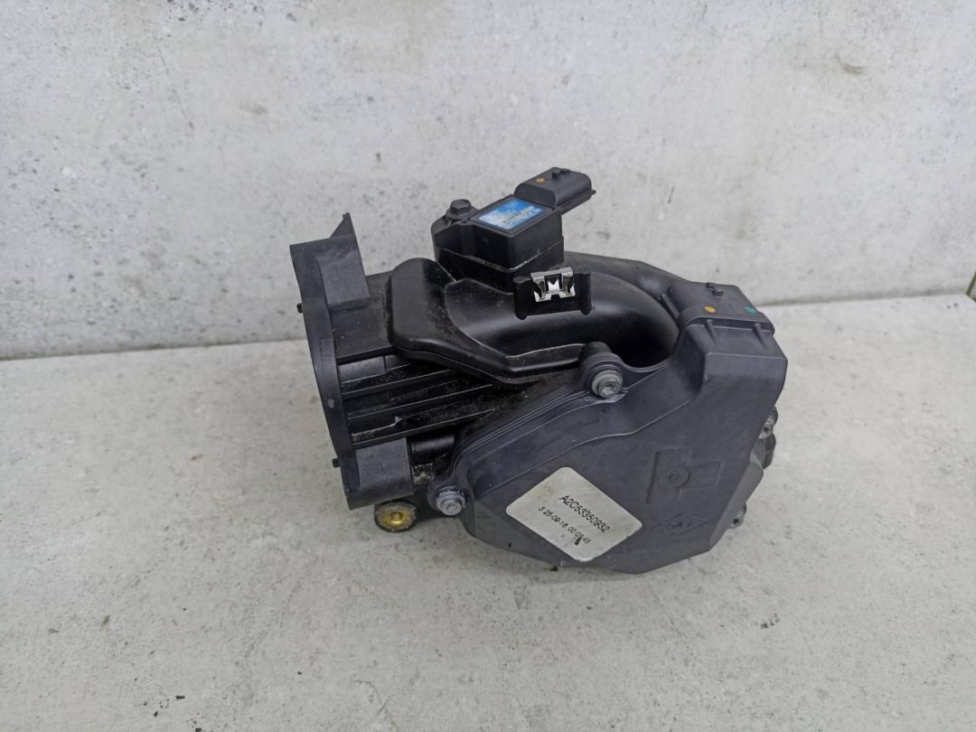 заслонка дроссельная Renault Trafic 3 поколение 2016, 1.6 л., R9M 452, дизель, A2C53350932 - фото №1