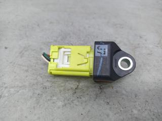 датчик удара Toyota C-HR 1 поколение AX10 2017, 89831F4020