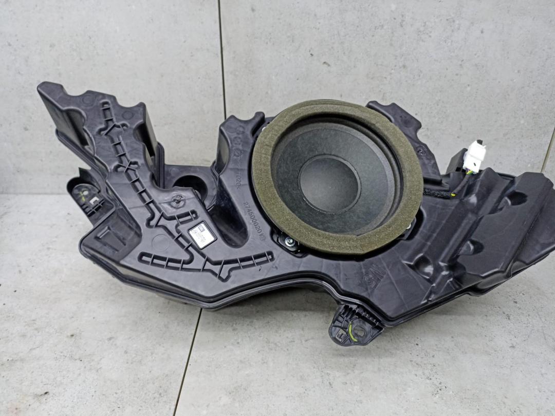 сабвуфер Toyota C-HR 1 поколение AX10 (2016 - 2019), 86150F4030 - фото №1