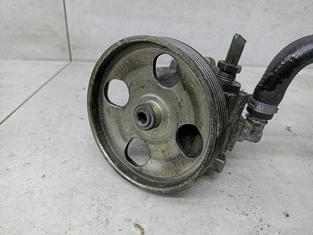 насос гидроусилителя руля Citroen C5 1 поколение 2004, 9636086580 - фото №1