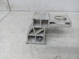 кронштейн радиатора Mercedes-Benz E-Класс W213/S213/C238/A238 2018, A2135010720