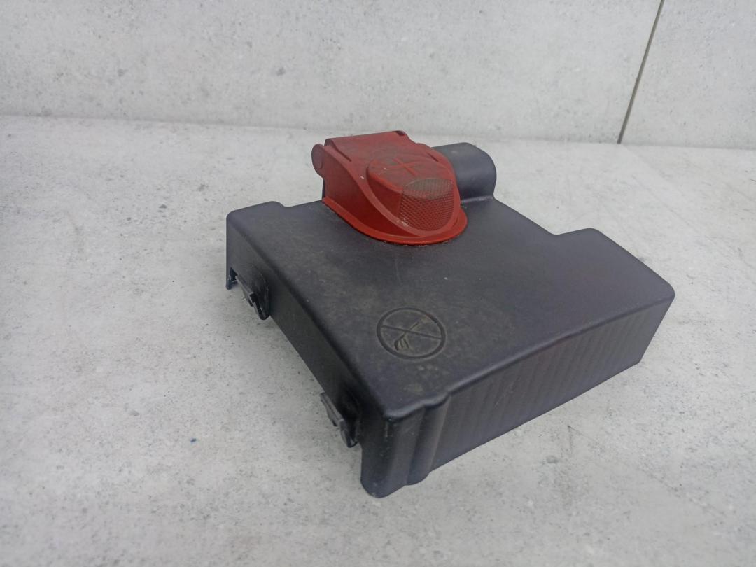 крышка блока предохранителей IVECO Daily 6 поколение 2016, 5801642278 - фото №1