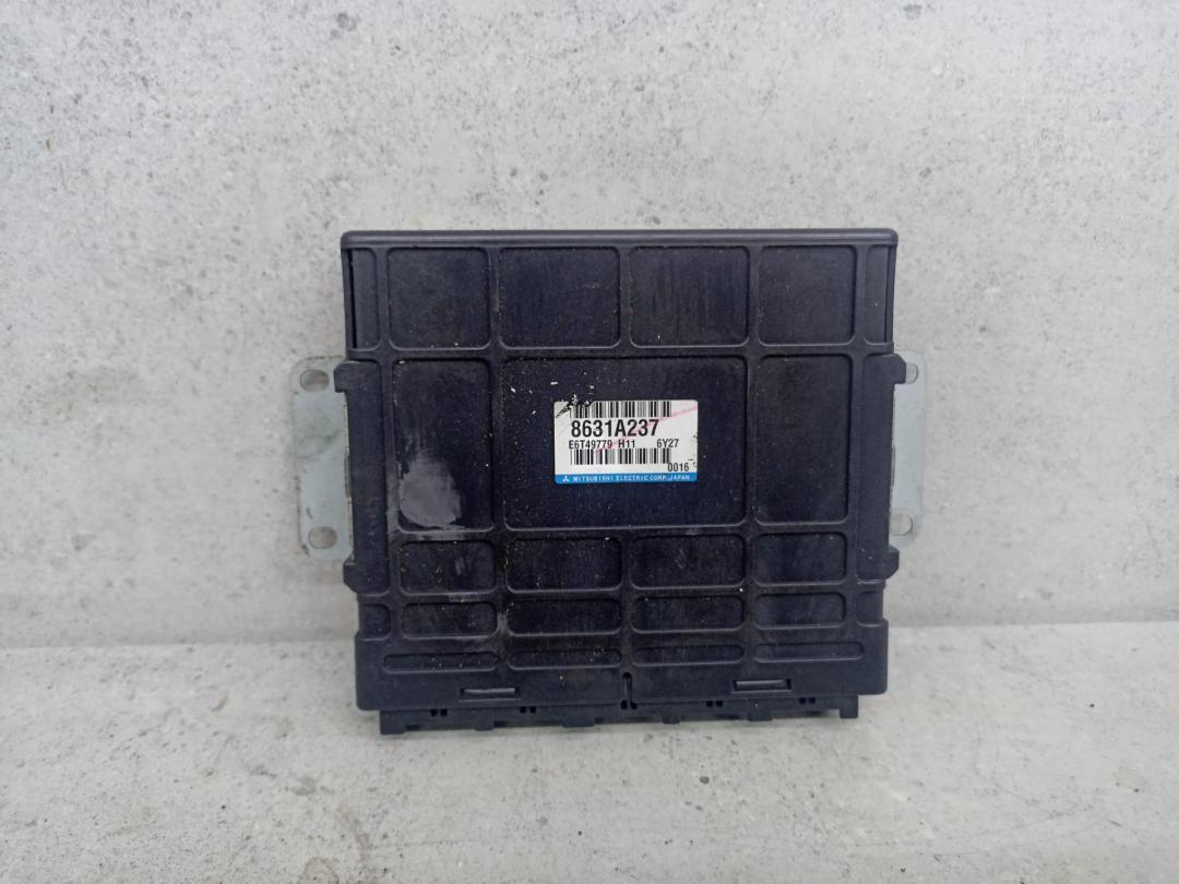 блок управления двигателем Mitsubishi Pajero 4 поколение (2006 - 2011), 8631A237 - фото №1