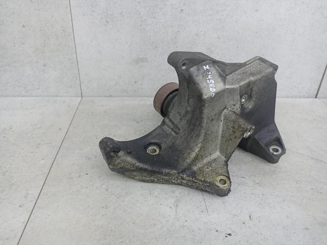 кронштейн компрессора кондиционера Chevrolet Captiva 1 поколение (2006 - 2011), 96184912 - фото №1