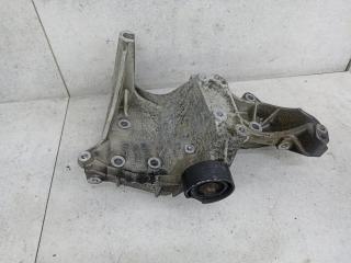 кронштейн генератора Renault Scenic 1 поколение [рестайлинг] 2003, 2.0 л., 8200054611