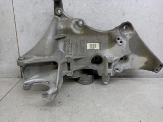 кронштейн генератора Renault Duster 1 поколение (2010 - 2015), 8201033565