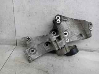 кронштейн генератора Renault Megane 2 поколение [рестайлинг] 2007, 8200669494