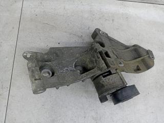 кронштейн генератора Renault Clio 2 поколение [рестайлинг] 2003, 8200072727