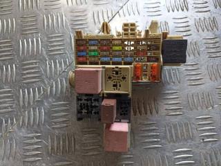 блок предохранителей Renault Master 3 поколение 2011, 8200574970