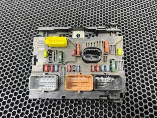 блок предохранителей Peugeot 307 1 поколение [рестайлинг] 2008, 9661087080