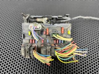 блок предохранителей Peugeot 307 1 поколение [рестайлинг] 2008, 9661087080