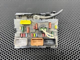 блок предохранителей Peugeot 307 1 поколение [рестайлинг] 2008, 9664055680