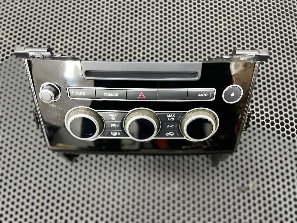 блок управления печки / климат-контроля Land Rover Range Rover Sport 2 поколение 2017, DK62-045A66 - фото №1