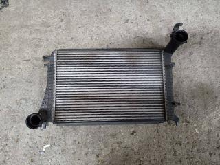 интеркулер Volkswagen Golf 5 поколение 2008, 1K0145803R
