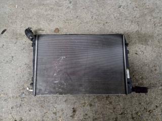 радиатор (основной) Volkswagen Golf 5 поколение 2008, 1K0121251AL