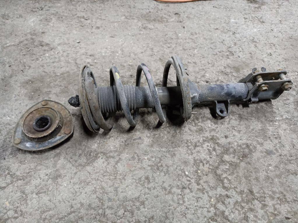 амортизатор передний правый Hyundai Tucson 1 поколение 2007, 546612E201 - фото №1