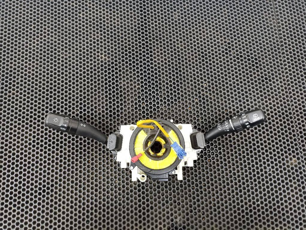 щиток приборов (приборная панель) Hyundai Tucson 1 поколение 2006, 934002E128 - фото №1