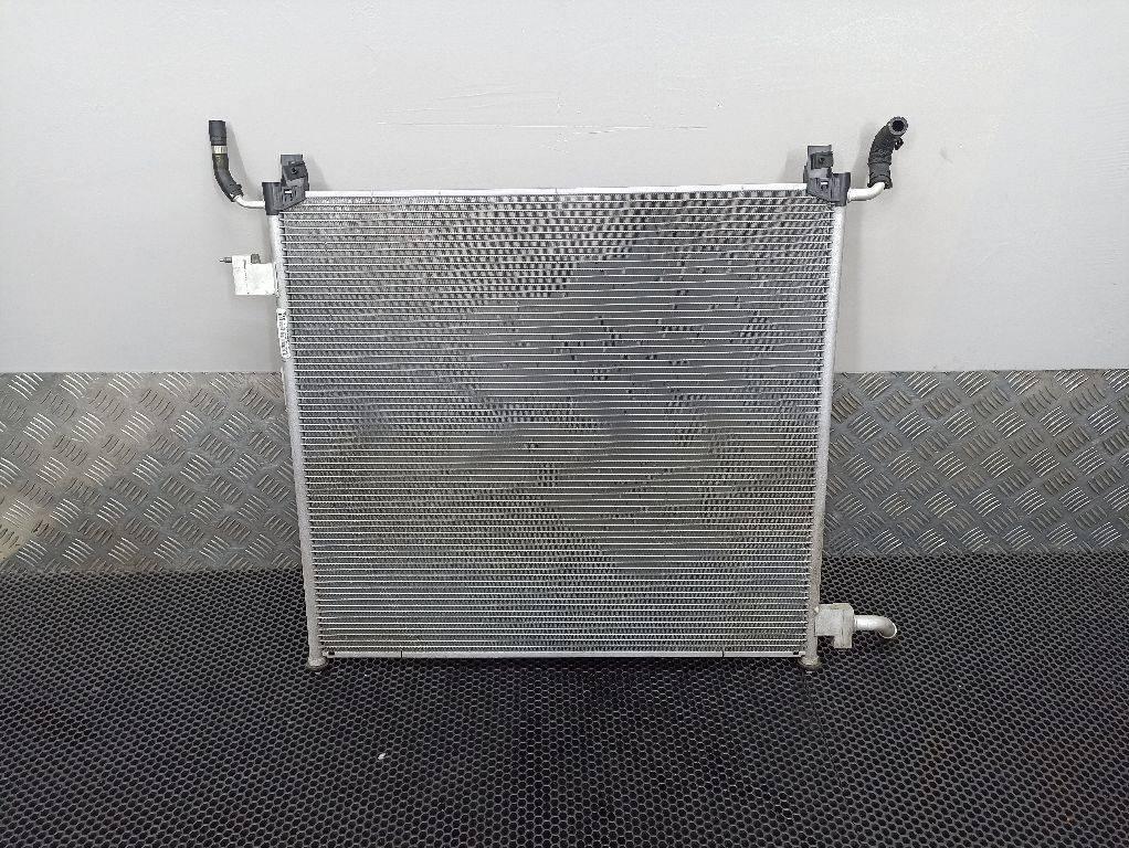 радиатор дополнительный системы охлаждения Land Rover Range Rover Sport 2 поколение 2016, FPLA8K230AA - фото №1