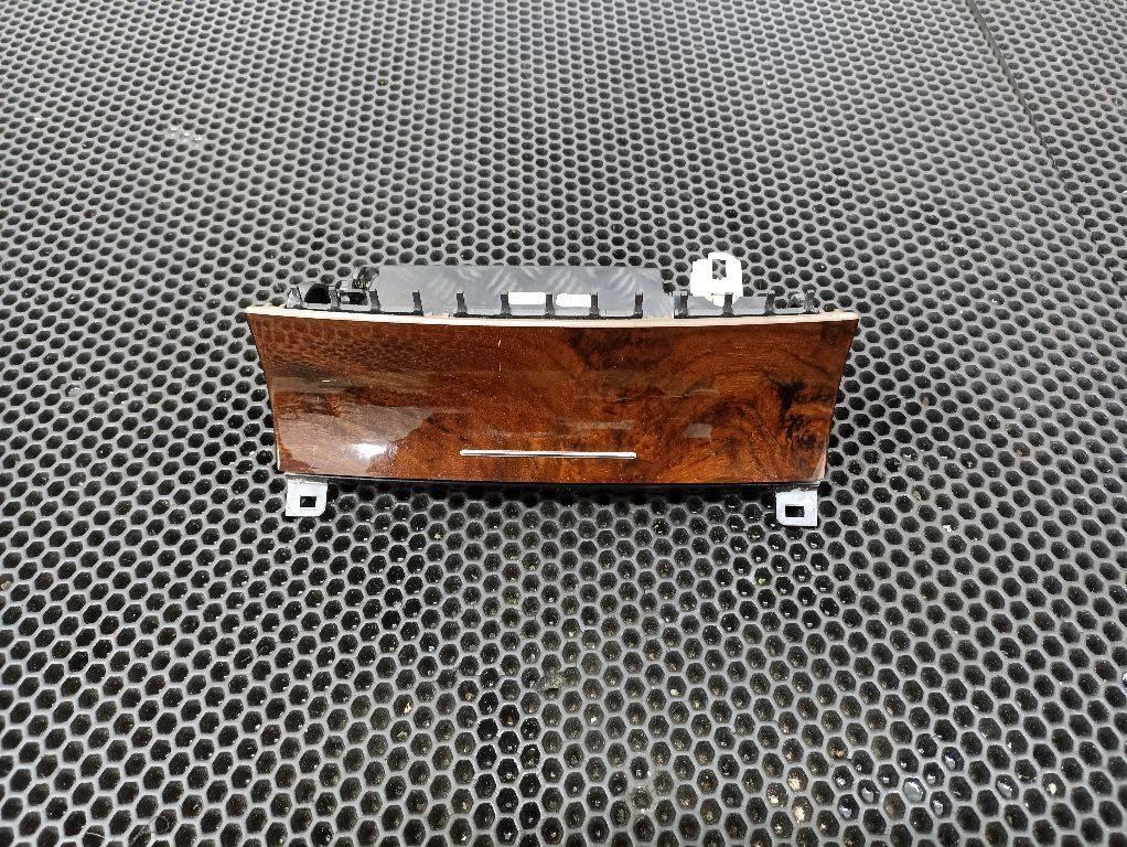 прикуриватель Volkswagen Touareg 2 поколение 2014, 7P1857961 - фото №1