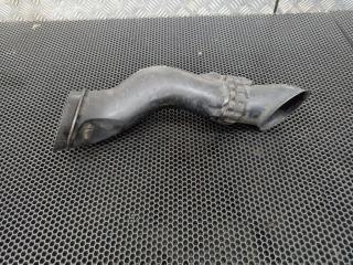 воздухозаборник Volkswagen Touareg 2 поколение 2014, 7P6129609B