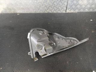 пластик Volkswagen Touareg 2 поколение 2014, 7P6819511B