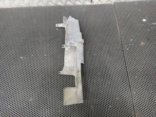 воздуховод (дефлектор) радиатора Renault Megane 2 поколение 2006, 8200158161