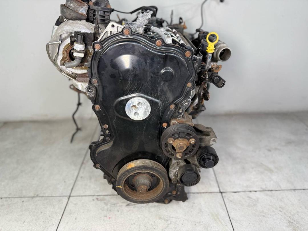 двигатель Renault Trafic 3 поколение 2015, R9M - фото №1