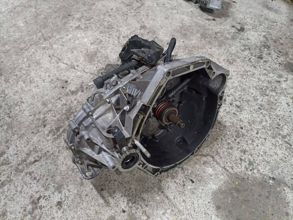 КПП механическая (МКПП) Renault Megane 3 поколение 2013, TL4045 - фото №1