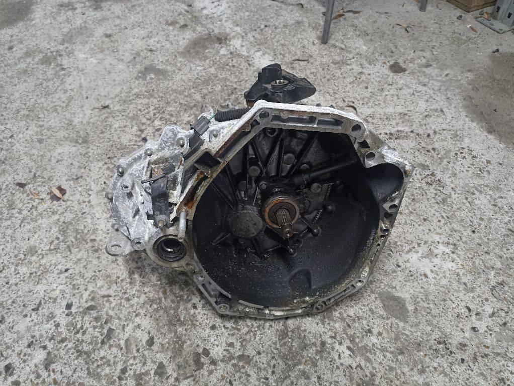 КПП механическая (МКПП) Renault Megane 3 поколение 2014, 7701700600, TL4040 - фото №1