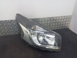 фара правая Opel Vivaro B 2016, 260101058R
