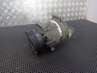 компрессор кондиционера Renault Laguna 2 поколение 2005, 8200024397