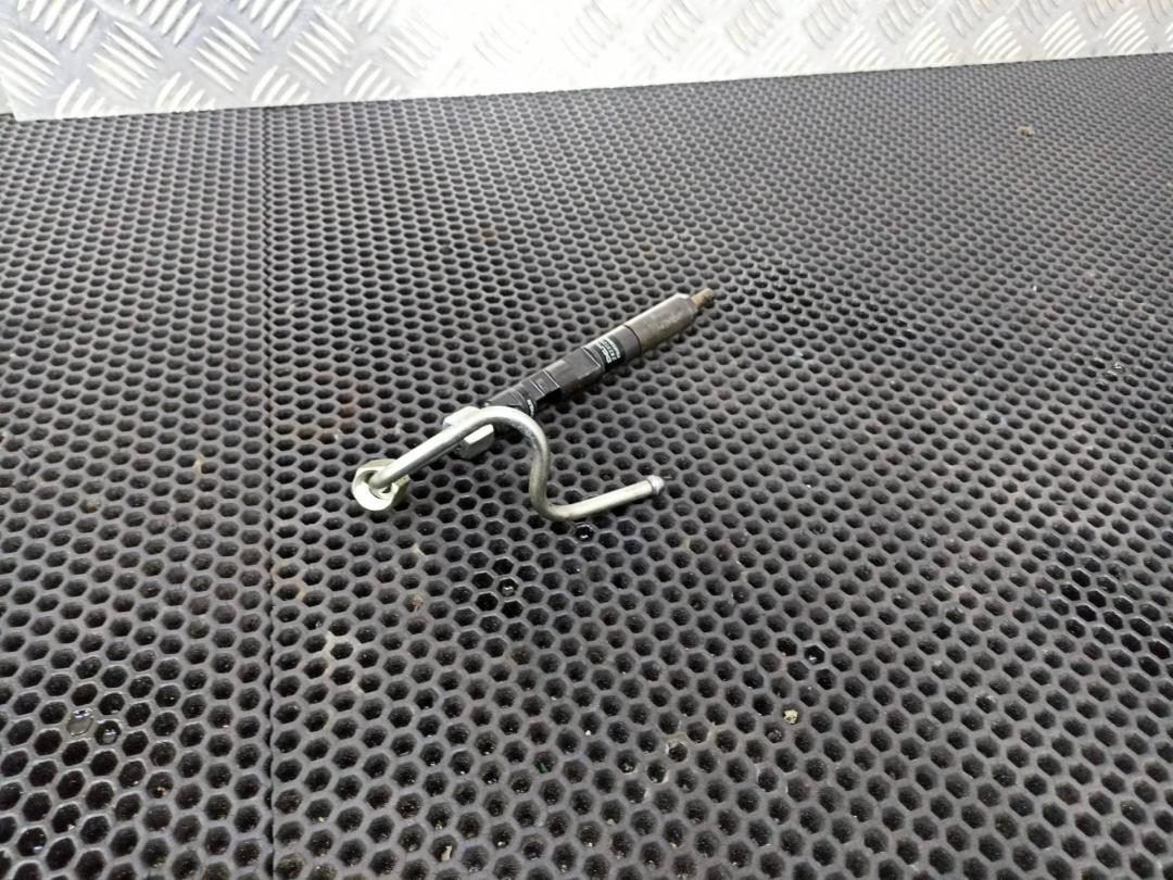 форсунка Renault Duster 1 поколение 2015, 166000897 - фото №1