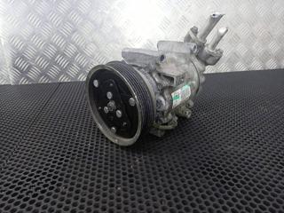 компрессор кондиционера Renault Clio 3 поколение 2007, 8200953359