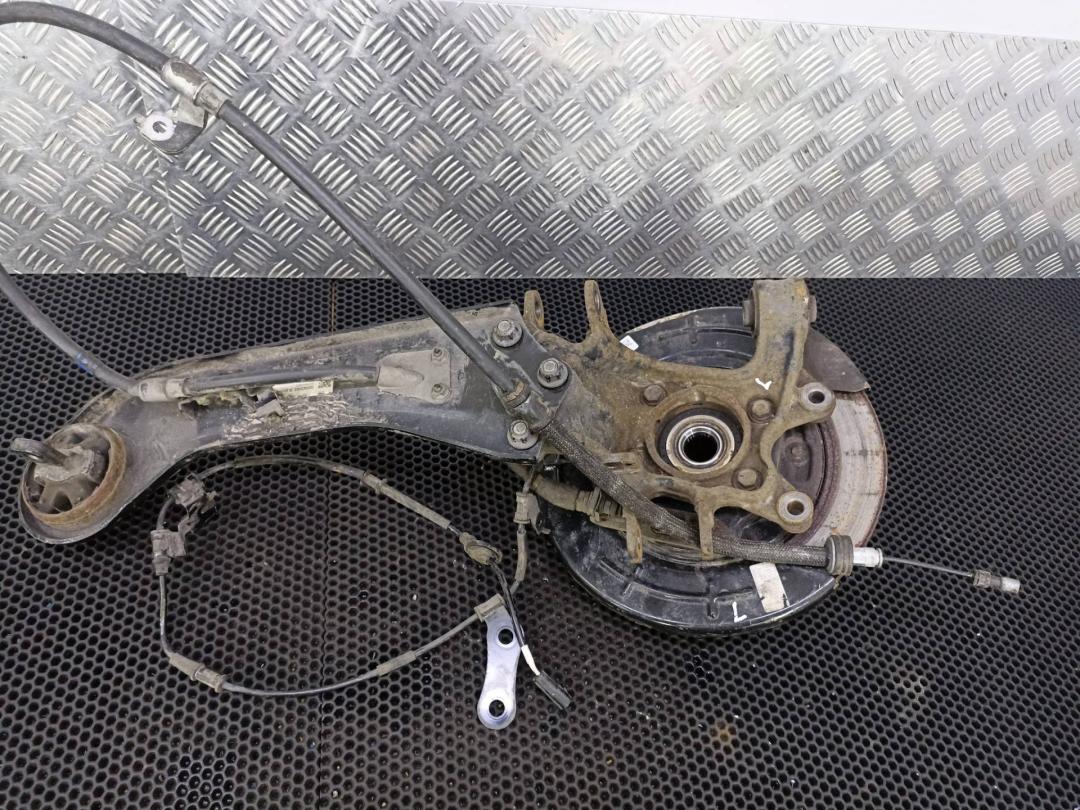 кулак задний левый Kia Sportage 4 поколение 2017, 52710D9100 - фото №1