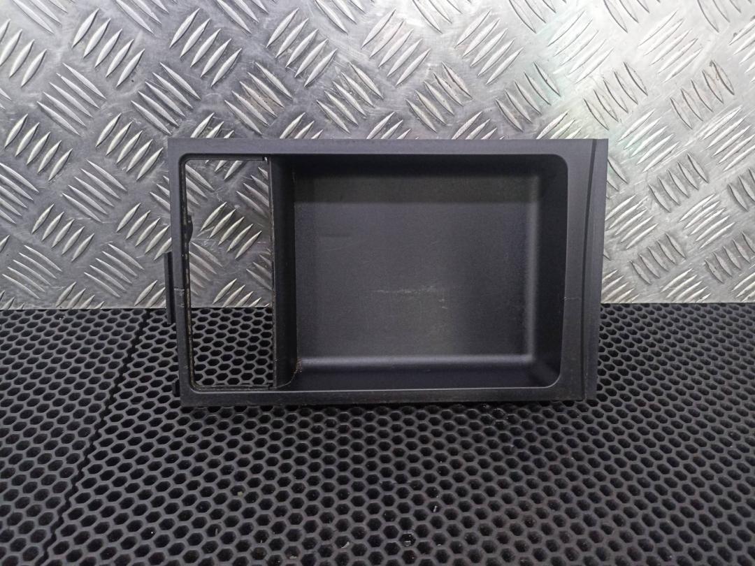 вещевой ящик центральной консоли Nissan Murano Z50 2004, 96924CA000 - фото №1