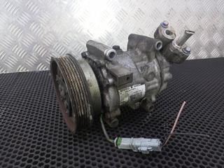 компрессор кондиционера Renault Clio 3 поколение 2007, 8200953359