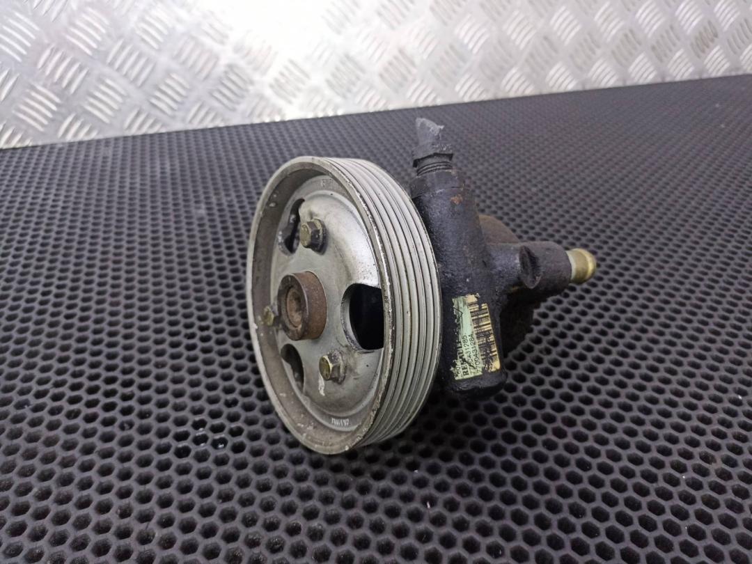 насос гидроусилителя руля Renault Logan 1 поколение 2006, 7700431285 - фото №1