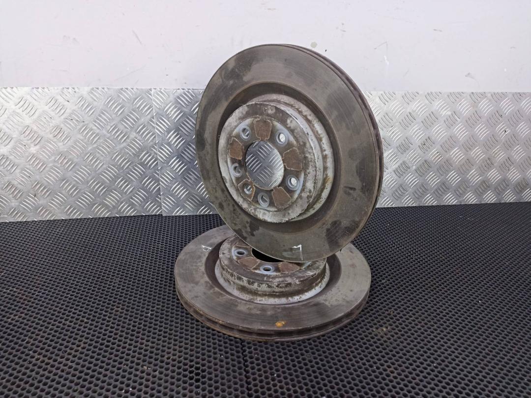 диск тормозной задний Land Rover Range Rover Sport 2 поколение 2016, CPLA2A315BB - фото №1