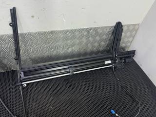 шторка двери Mercedes-Benz S-Класс W222 [рестайлинг] 2018, 2.9 л., A2228100220