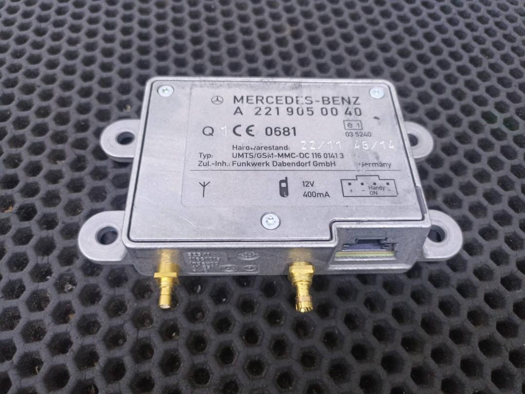 усилитель антенны Mercedes-Benz S-Класс W222/C217/A217 2016, A2219050040 - фото №1