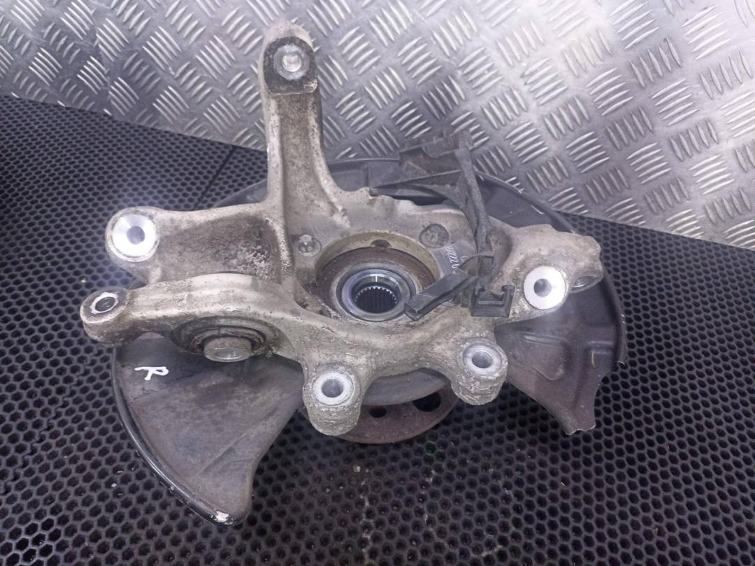 кулак задний правый Mercedes-Benz S-Класс W222/C217/A217 2016, 3.0 л., M 276.824, бензин, A2220406 - фото №1