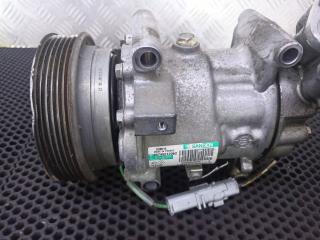 компрессор кондиционера Renault Clio 3 поколение 2007, 8200953359